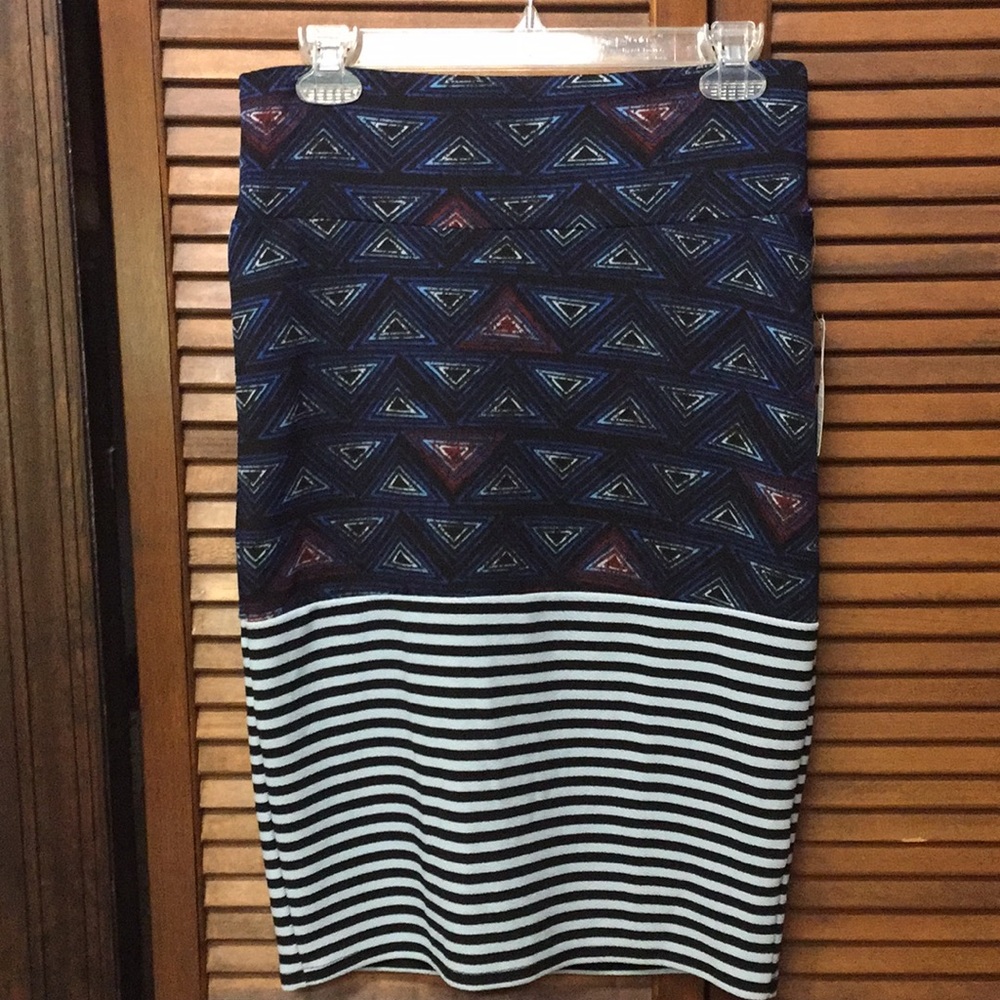 💙 NWT LuLaRoe Cassie